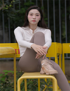 新入职女社员