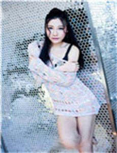 《与亲女洗澡时伦了2次-人与兽图片》
